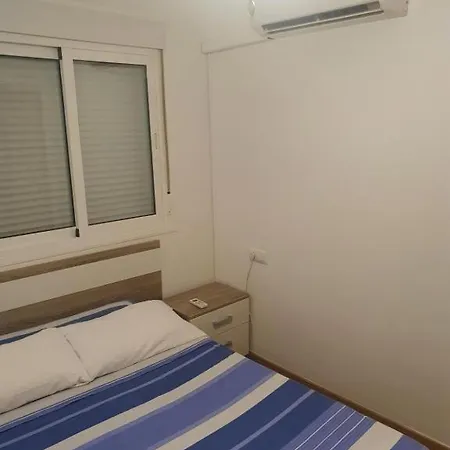 شقة 3f, Aire Acondic, 80m2, 2 Dormitorios, 4 Huespedes, Wifi Gratis