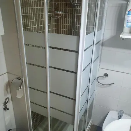 شقة 3f, Aire Acondic, 80m2, 2 Dormitorios, 4 Huespedes, Wifi Gratis